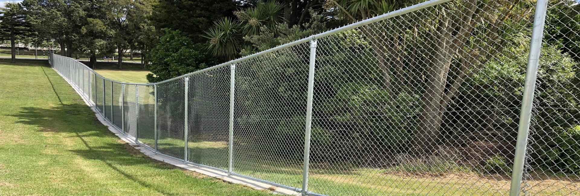 Reliable and Long-Lasting Galvanized Chain Link Fences